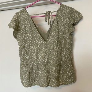Green floral, tie back Abercrombie blouse